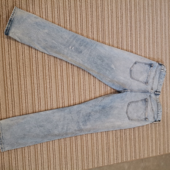 Old Navy Jeans - Picture 2 of 2